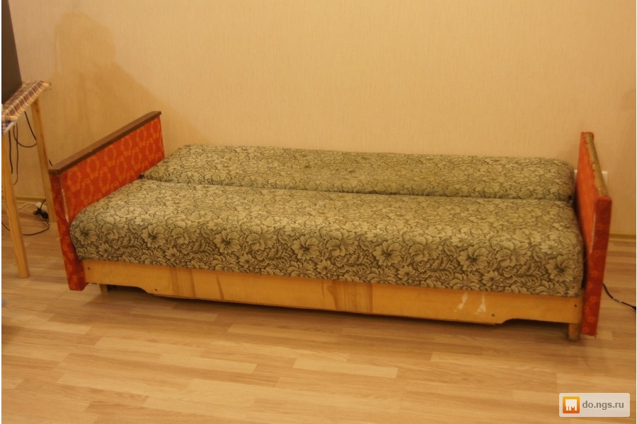Из старой кровати диваны Из старой кровати диваны