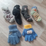 Теплые носочки и 2 пары перчаток цена за все, Новосибирск