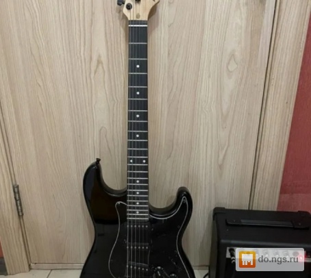 Комплект: электрогитара FENDER Stratocaster и комбик FENDER 20w Цена - 85000.00 руб., Новосибирск - НГС.ОБЪЯВЛЕНИЯ