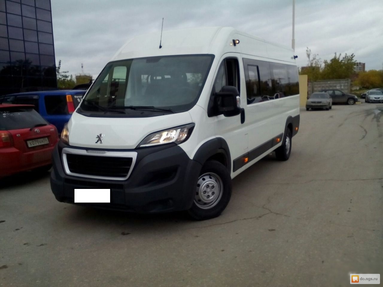 микроавтобус в новосибирске. 35 маршрут астрахань. новосибирский автобус. микроавтобус в новосибирске. микроавтобуса на 19.