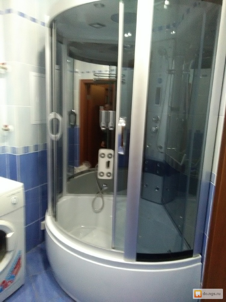 Душевая кабина смоленск. Душевая кабинка с ванной в Козьмодемьянске. Чолпон-Ата душевой кабина-ванна.