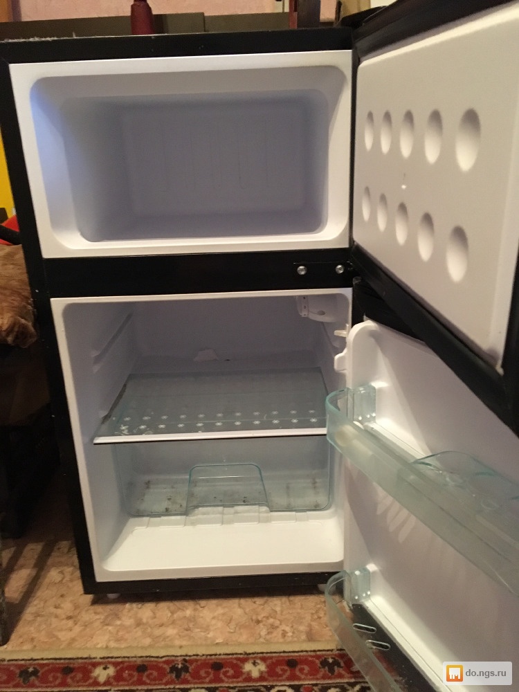Куплю мини холодильник б у. Мини холодильник б/у. Мини холодильник авито. Холодильник Frigoglass India Mini купе. Продам мини холодильник.