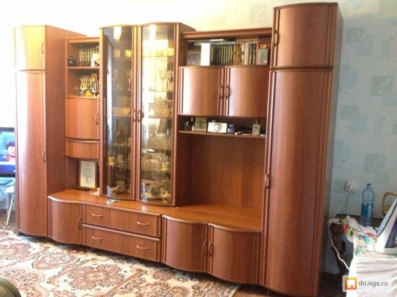 Стенка-шкаф для зала б/у, фото. цена - 25000.00 руб., новоси.